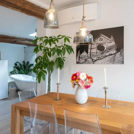 Design Loft In - Hosted By Sweetstay Apartmán