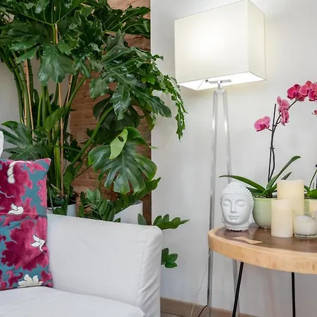 Design Loft In - Hosted By Sweetstay Appartement